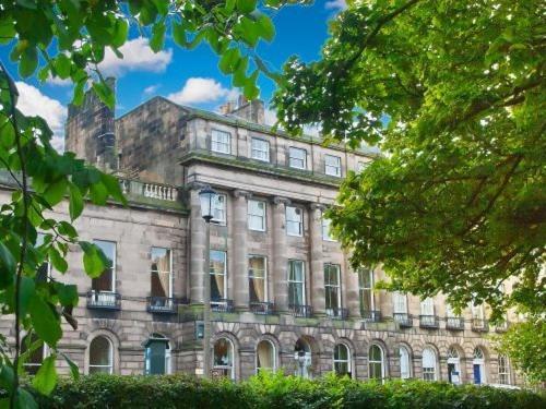 Halcyon House 3* Edinburgh